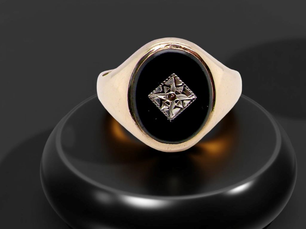 Are signet rings only for men?